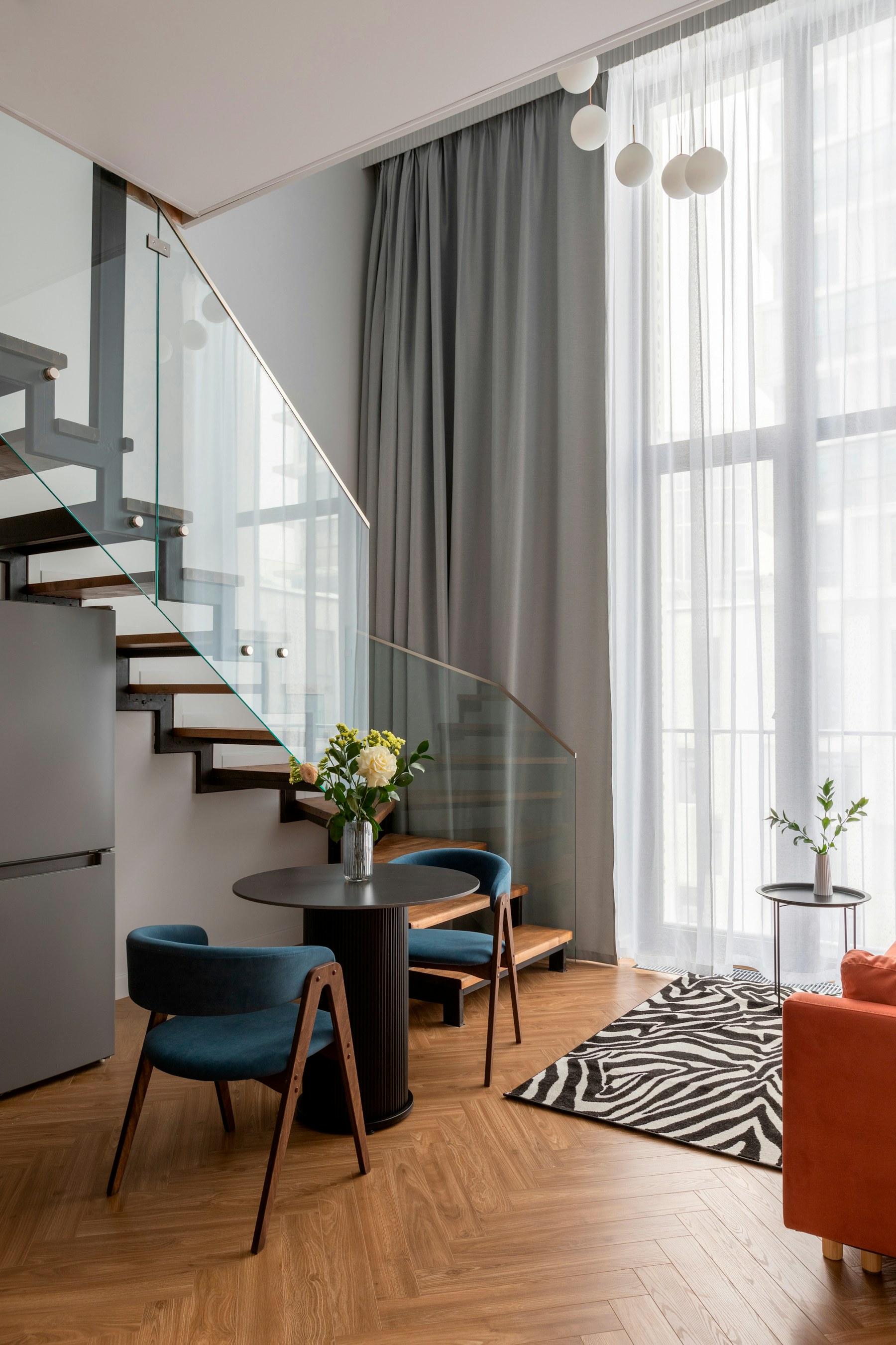 Modern open plan living and dining room